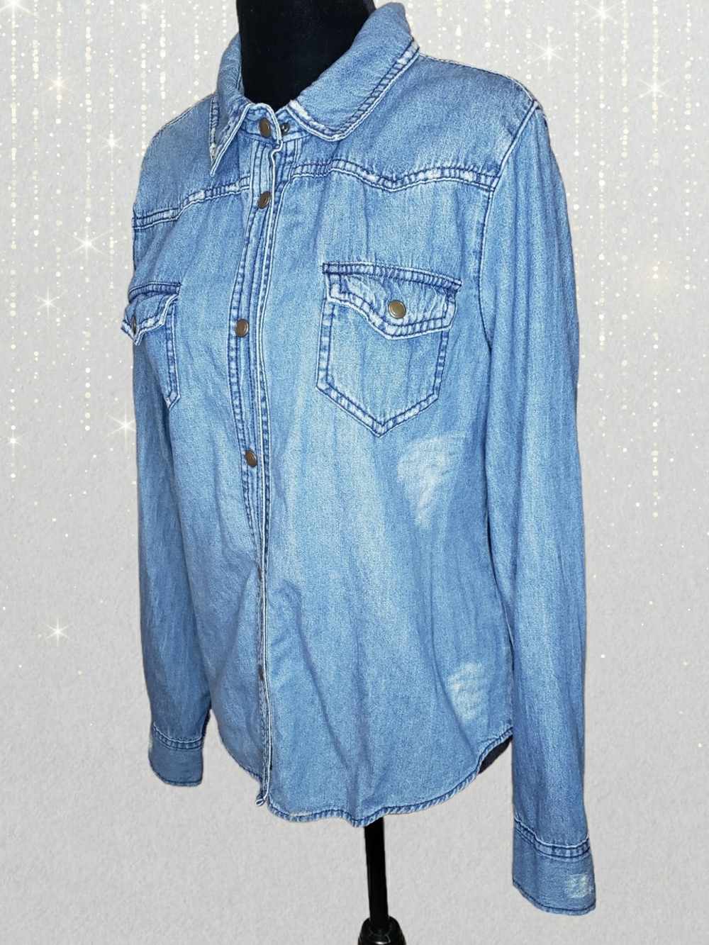 Miley Cyrus & Max Azria Light Blue Denim Long Sleeve Button Up Shirt Y2k XL